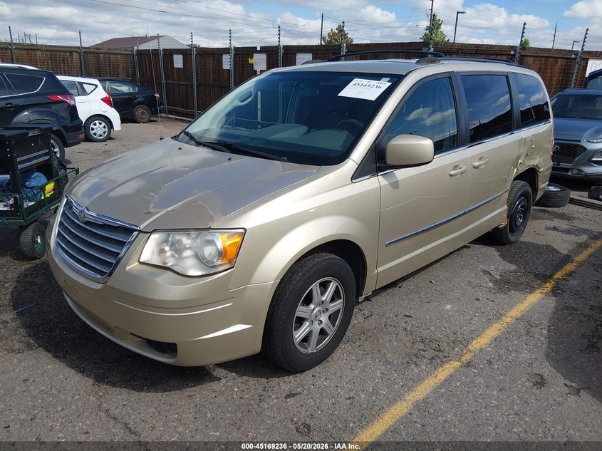 Vin: 2a4rr5d11ar369853, lot: 45666922, chrysler town & country touring 20102