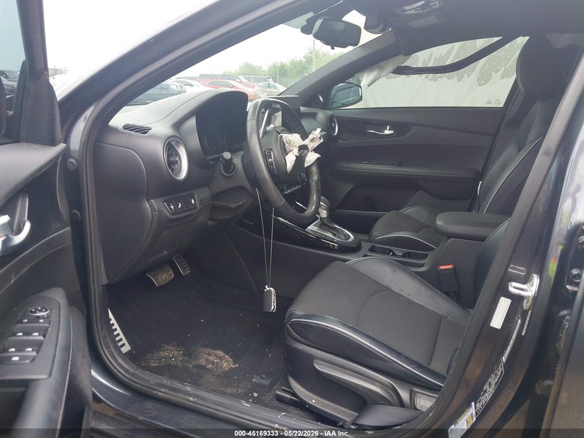 2023 KIA FORTE auction photo 5