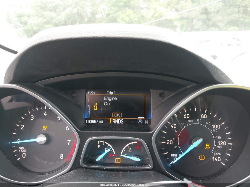 VIN 1FMCU0GD7HUC23033 2017 FORD ESCAPE SE
