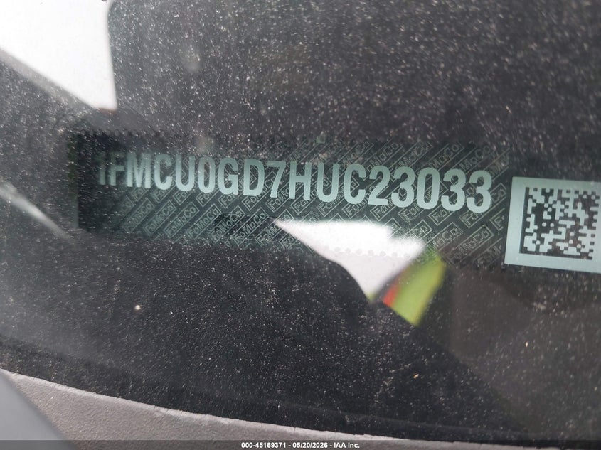 VIN 1FMCU0GD7HUC23033 2017 FORD ESCAPE SE