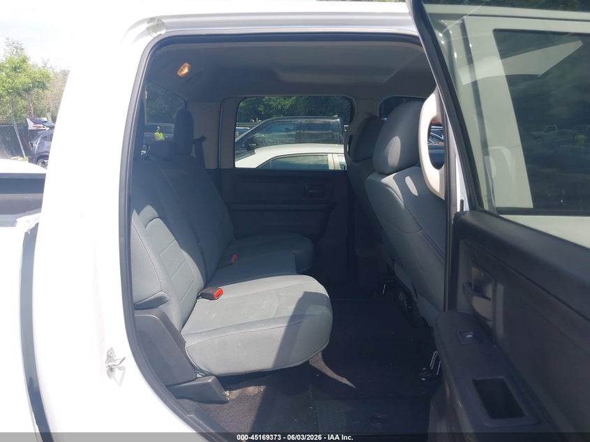 2018 Ram 2500 Tradesman 4X4 6'4 Box VIN: 3C6UR5CJXJG116397 Lot: 45169373