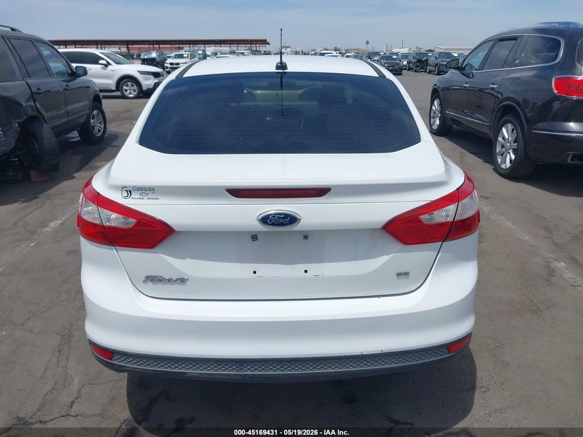 2012 Ford Focus 2.0 Se white Lot 111045169431 Vin 1FAHP3F23CL338249
