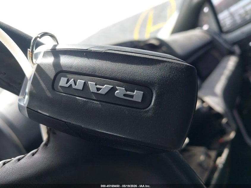 2024 RAM 2500 TRUCK 6.4L V-8 VVT, 410HP