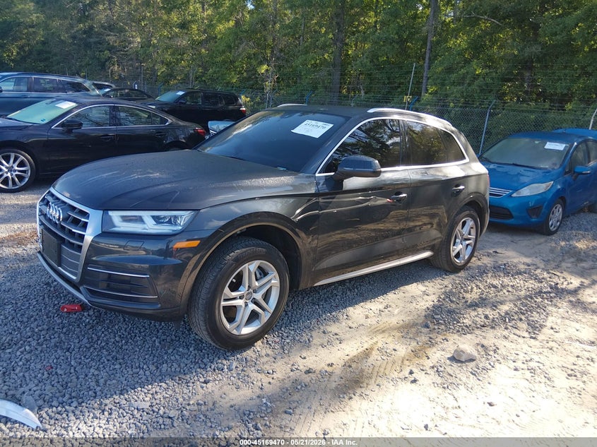 Vin: wa1bnafy4j2227818, lot: 45667156, audi q5 2.0t premium/2.0t tech premium 20182
