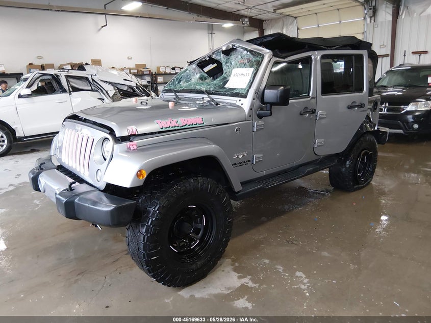 2017 Jeep Wrangler Unlimited Sahara 4x4 1C4BJWEG7HL738581 photo 1