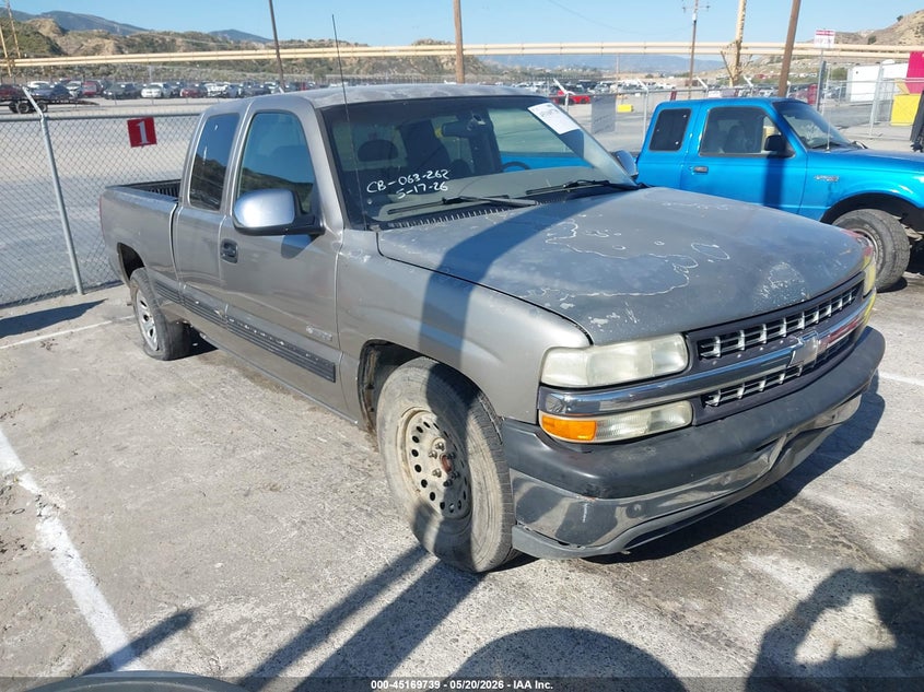 2000 Chevrolet Silverado  Lt