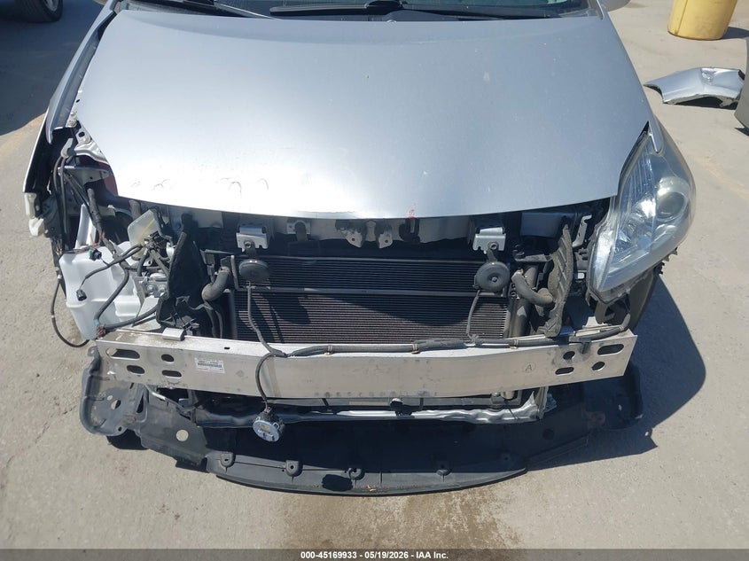 2014 TOYOTA PRIUS HATCHBACK 1.8L I-4 DOHC, VVT, 98HP