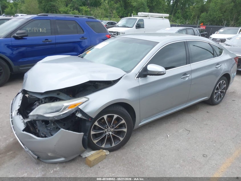 2016 TOYOTA AVALON auction photo 2