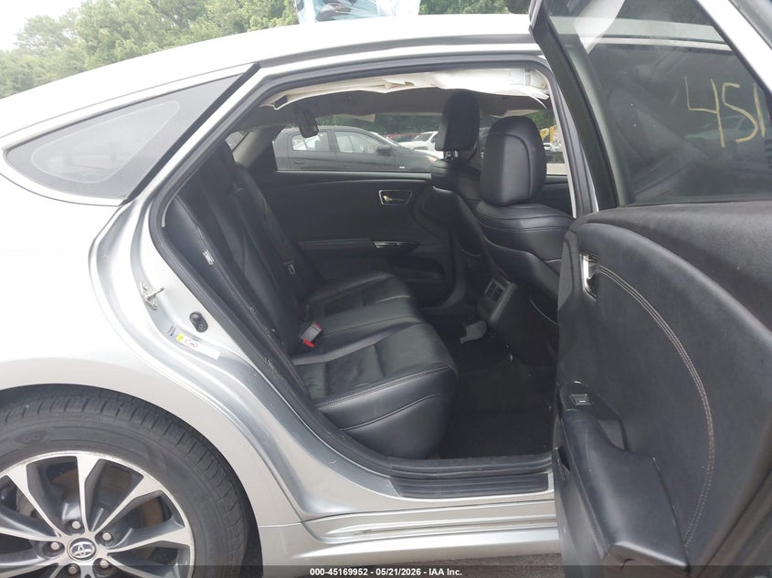 2016 TOYOTA AVALON auction photo 8
