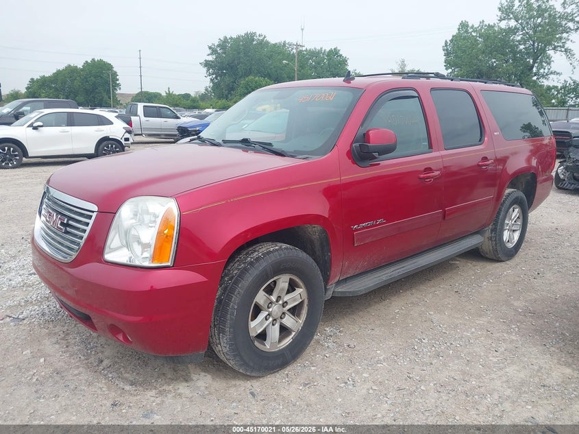 2013 GMC YUKON XL 1500 auction photo 2