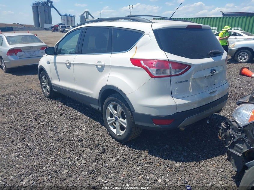Vin: 1fmcu9g9xguc16916, lot: 45667714, ford escape se 20163