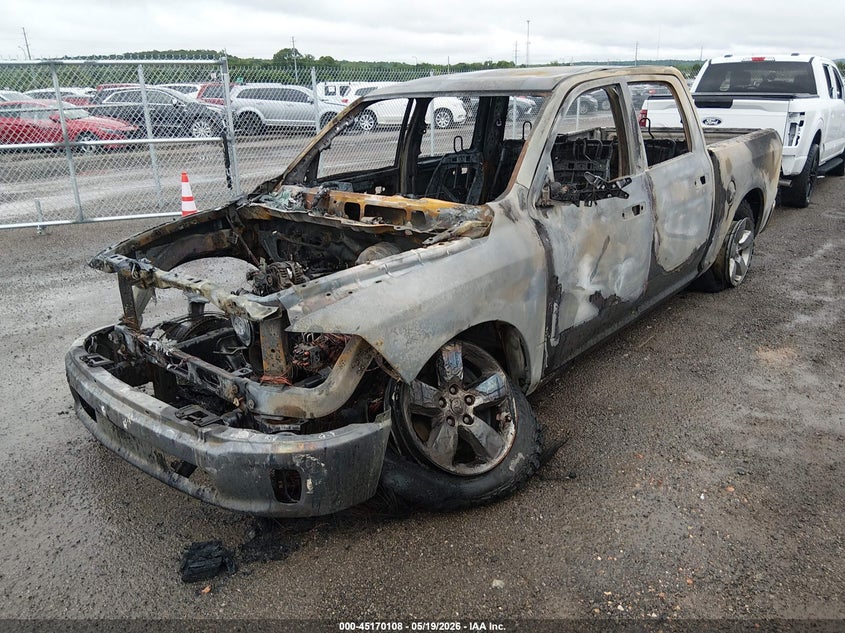 Vin: 1c6rr7lt5ds524841, lot: 45667794, ram 1500 big horn 20132