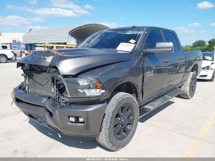 Vin: 3c6ur5cl1hg676742, lot: 45667803, ram 2500 tradesman  4x4 6'4 box 20172