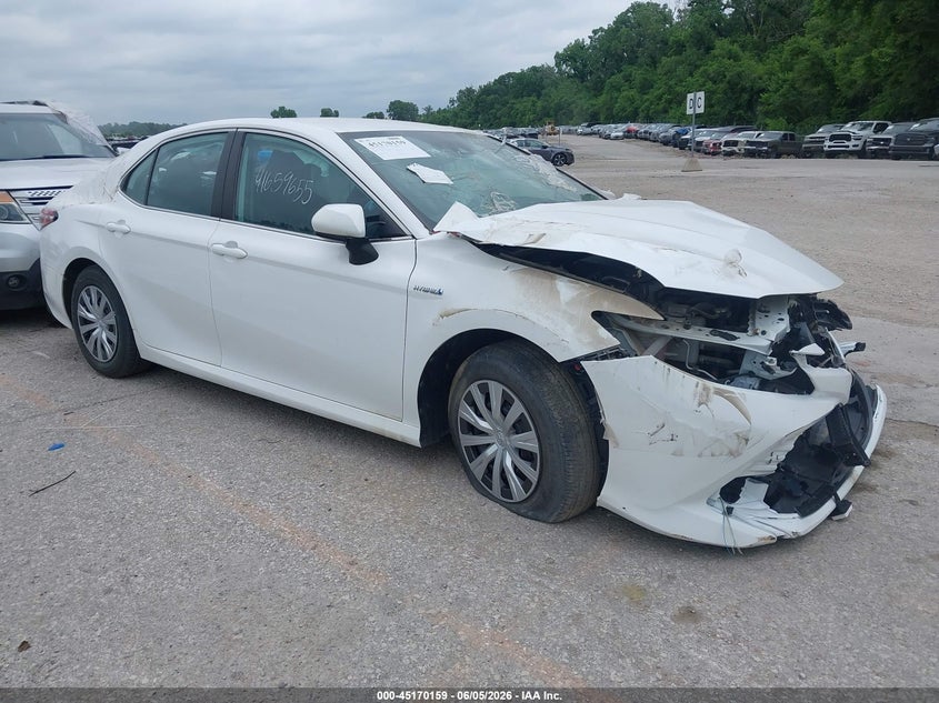 2020 TOYOTA CAMRY LE HYBRID