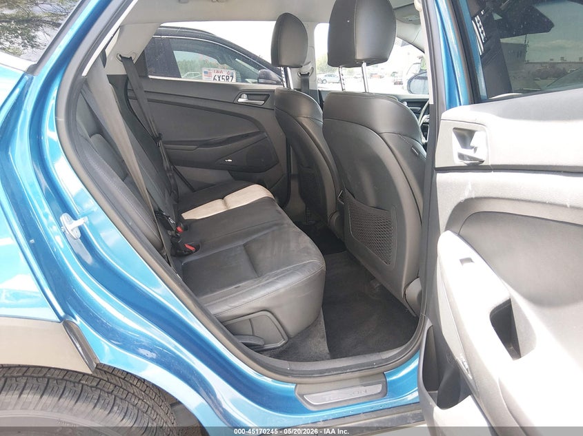 2020 HYUNDAI TUCSON auction photo 8