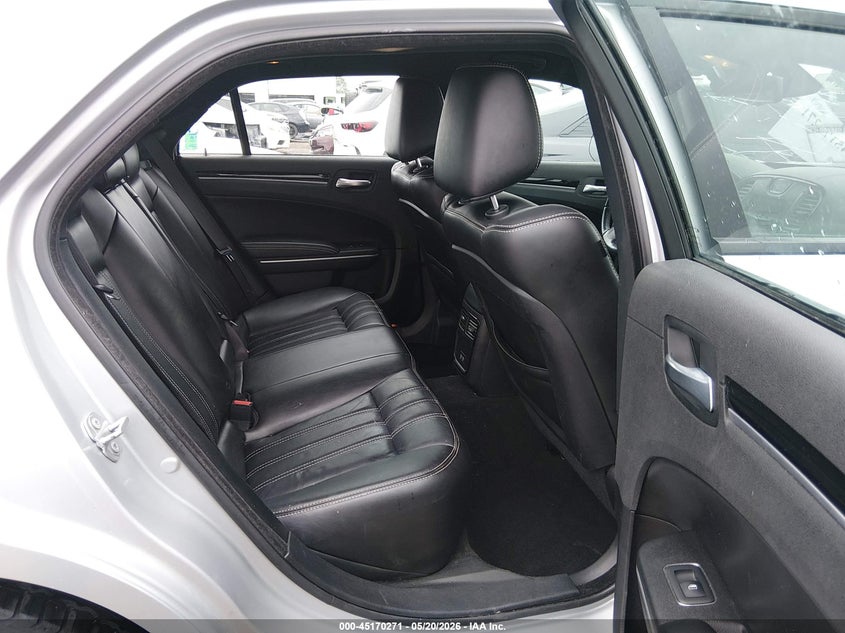 2021 CHRYSLER 300 auction photo 8