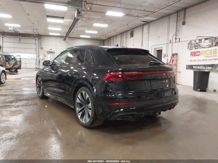 Vin: wa1evbf17td011555, lot: 45667987, audi q8 premium plus 55 tfsi quattro tiptronic 20263