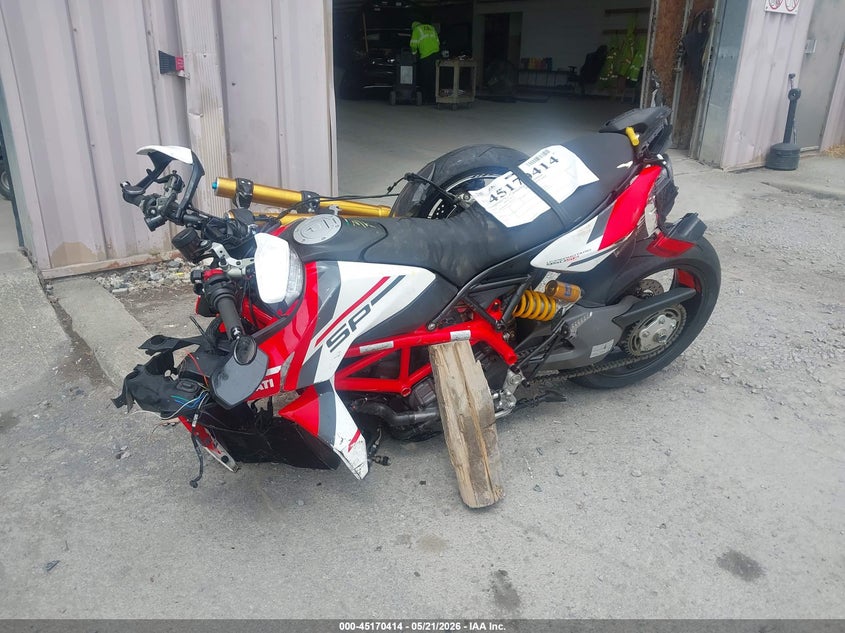 2023 DUCATI HYPERMOTARD auction photo 2