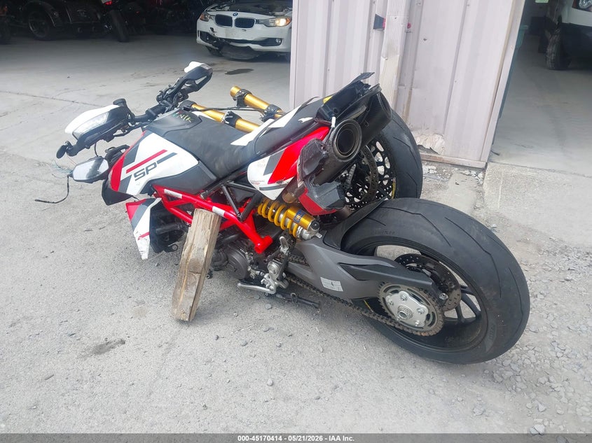 2023 DUCATI HYPERMOTARD auction photo 3
