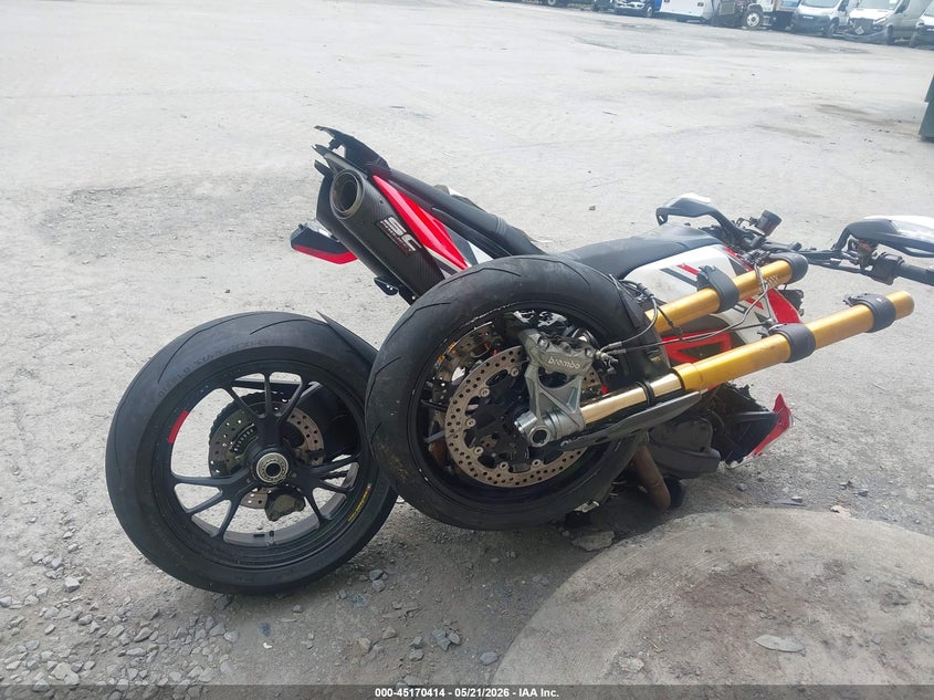 2023 DUCATI HYPERMOTARD auction photo 4