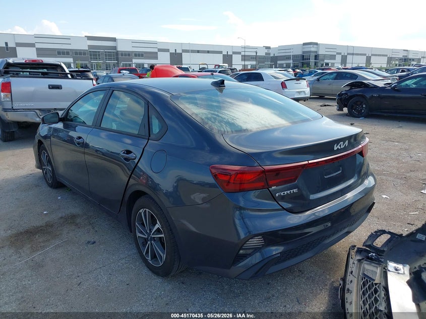 2023 KIA FORTE auction photo 3