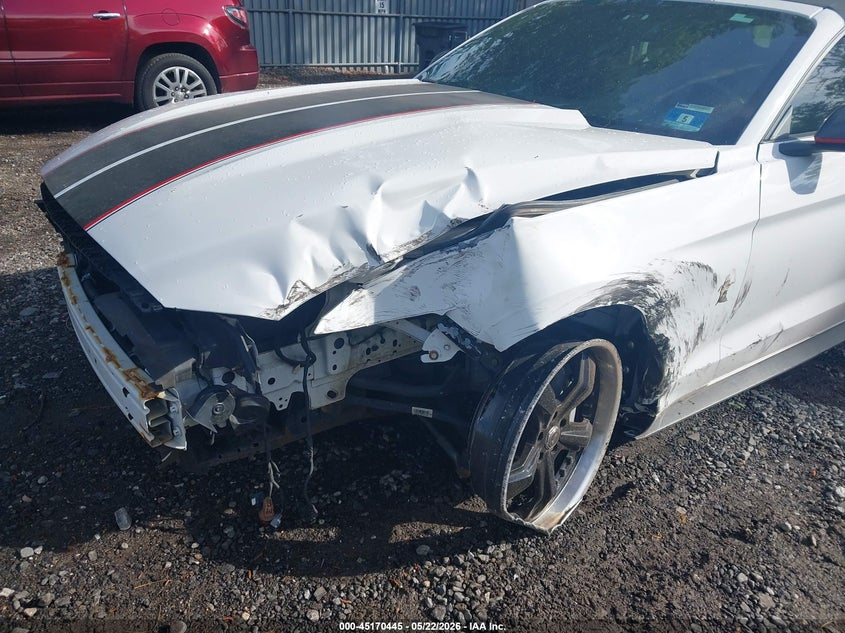 2016 FORD MUSTANG auction photo 6
