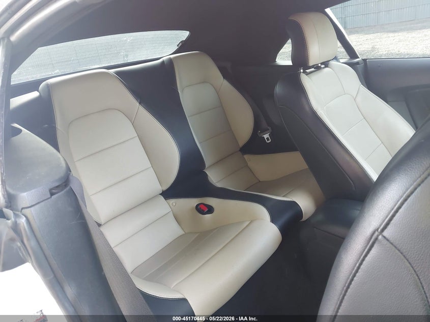 2016 FORD MUSTANG auction photo 8