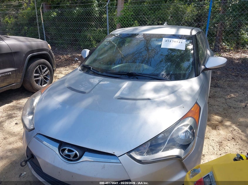 2015 Hyundai Veloster VIN: KMHTC6AD2FU229558 Lot: 45170541