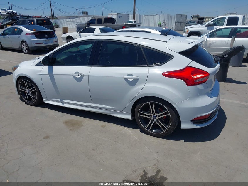 Vin: 1fadp3l91gl234381, lot: 45668286, ford focus st 20163