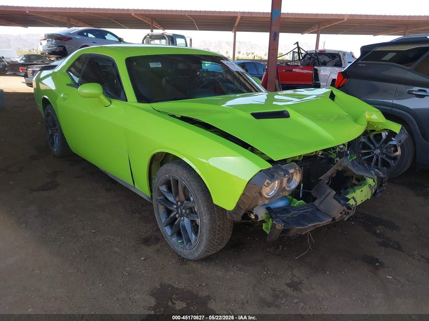 Vin: 2c3cdzgg6ph663009, lot: 45668514, dodge challenger sxt awd 2023 img_1