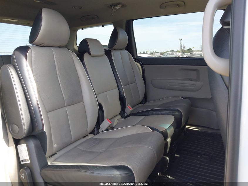 2021 KIA SEDONA auction photo 8