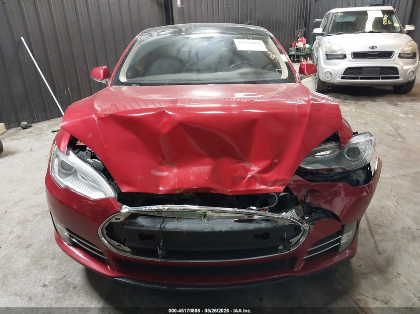 2014 Tesla Model S P85 VIN: 5YJSA1H14EFP43410 Lot: 45170886