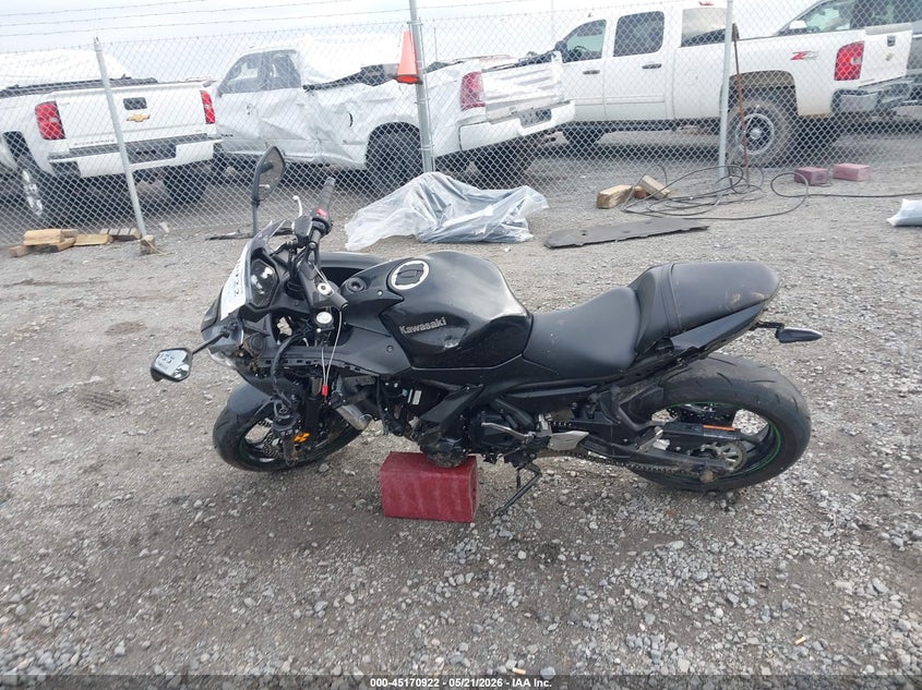 2025 Kawasaki Ex650 R VIN: ML5EXER13SDAG2264 Lot: 45170922