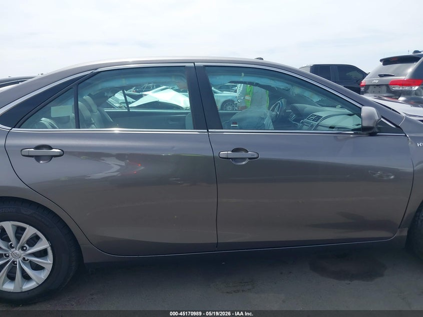 AtlanticExpress - Toyota Camry Hybrid