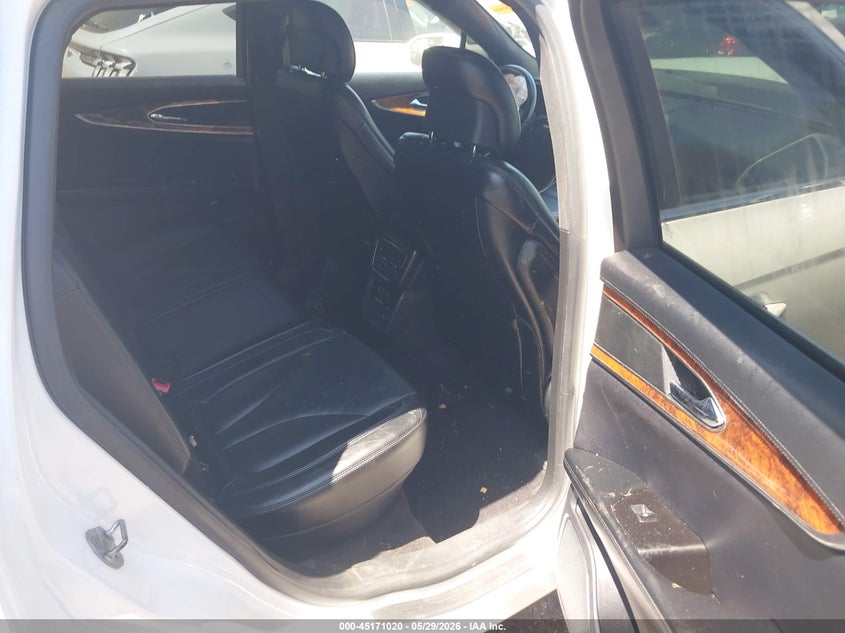 2016 LINCOLN MKX auction photo 8