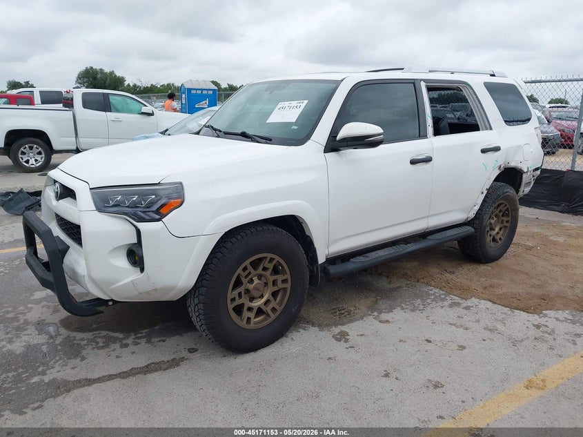 2015 TOYOTA 4RUNNER auction photo 2