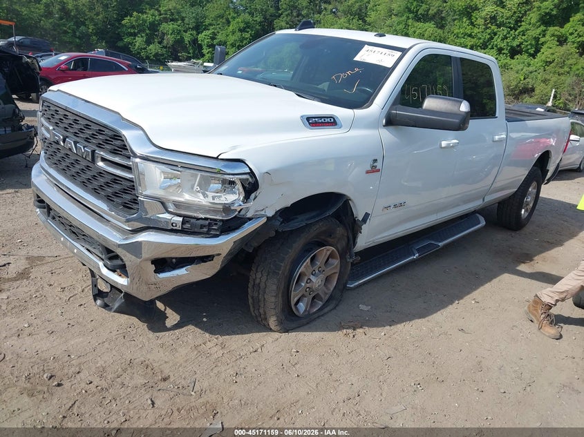 Vin: 3c6ur5jl1ng271561, lot: 45668845, ram 2500 big horn  4x4 8' box 20222