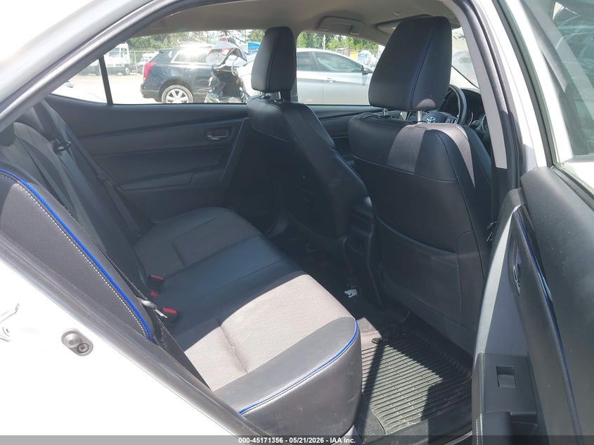 VIN 2T1BURHEXKC163958 2019 TOYOTA COROLLA SE
