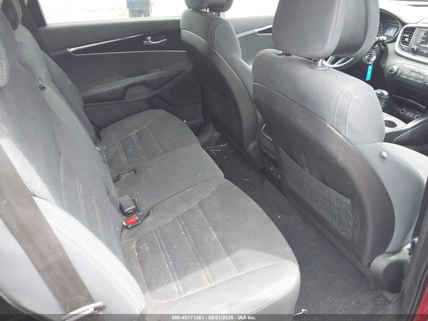 2016 KIA SORENTO auction photo 8