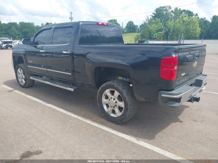 2018 CHEVROLET SILVERADO 2500HD auction photo 3