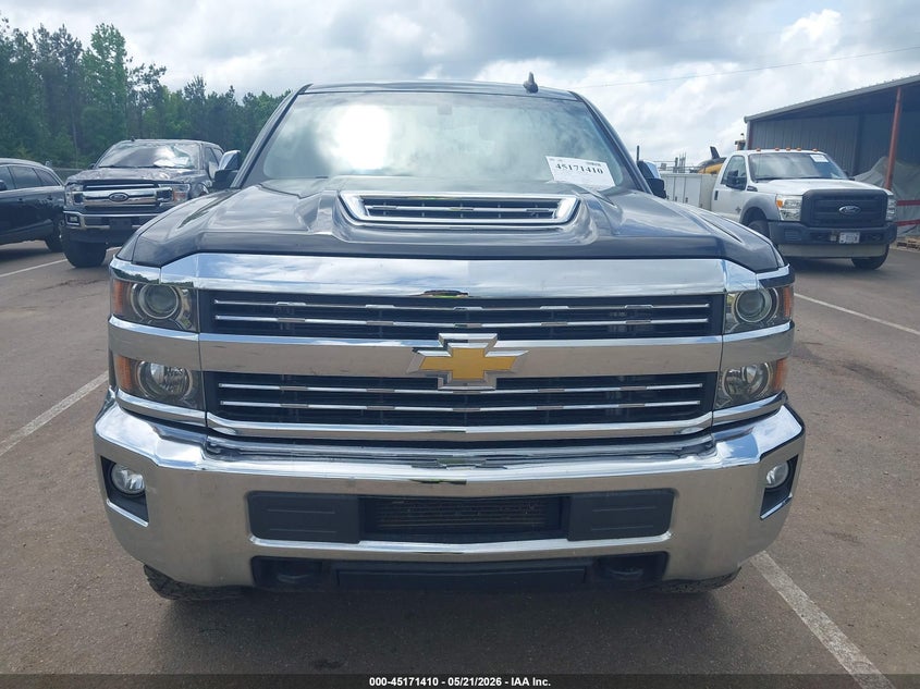 2018 CHEVROLET SILVERADO 2500HD auction photo 6