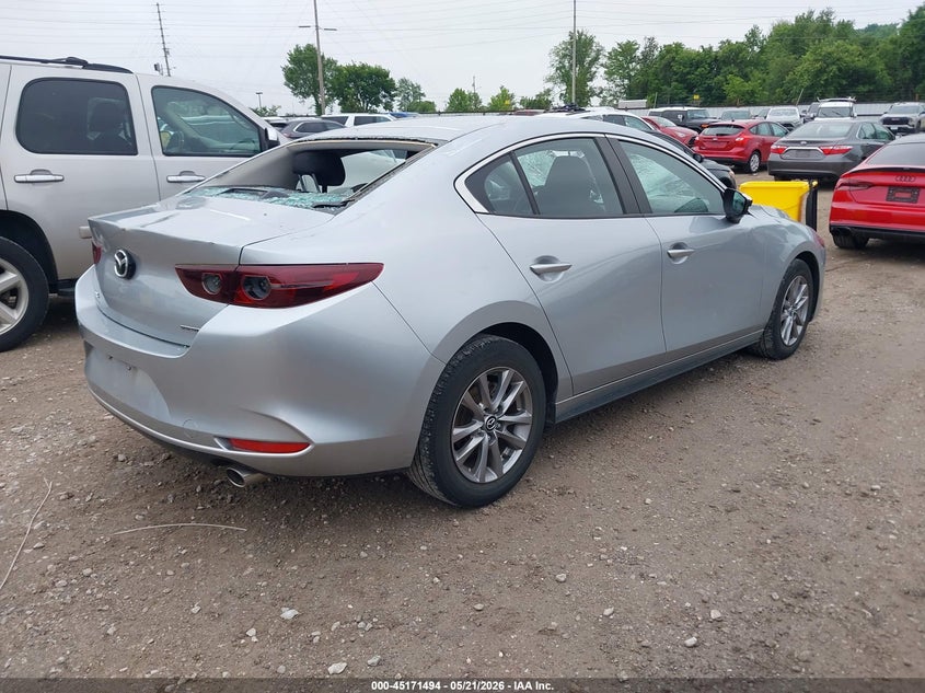 2021 MAZDA MAZDA3 auction photo 4