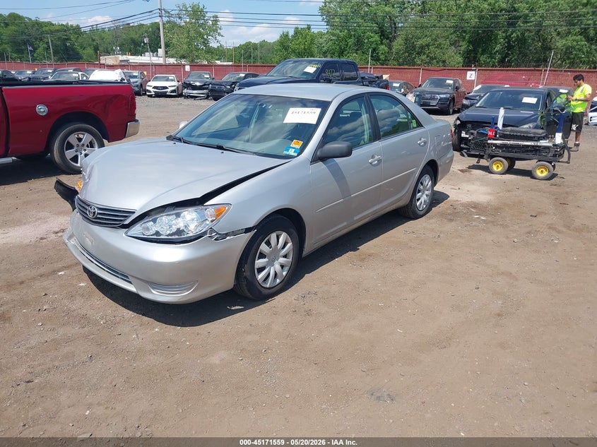 4T1BE32K95U097396 2005 Toyota Camry Std photo 1