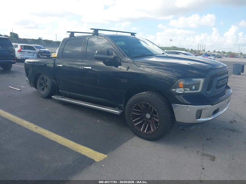 Vin: 1c6rr6lt8fs583895, lot: 45669447, ram 1500 big horn 2015 img_1