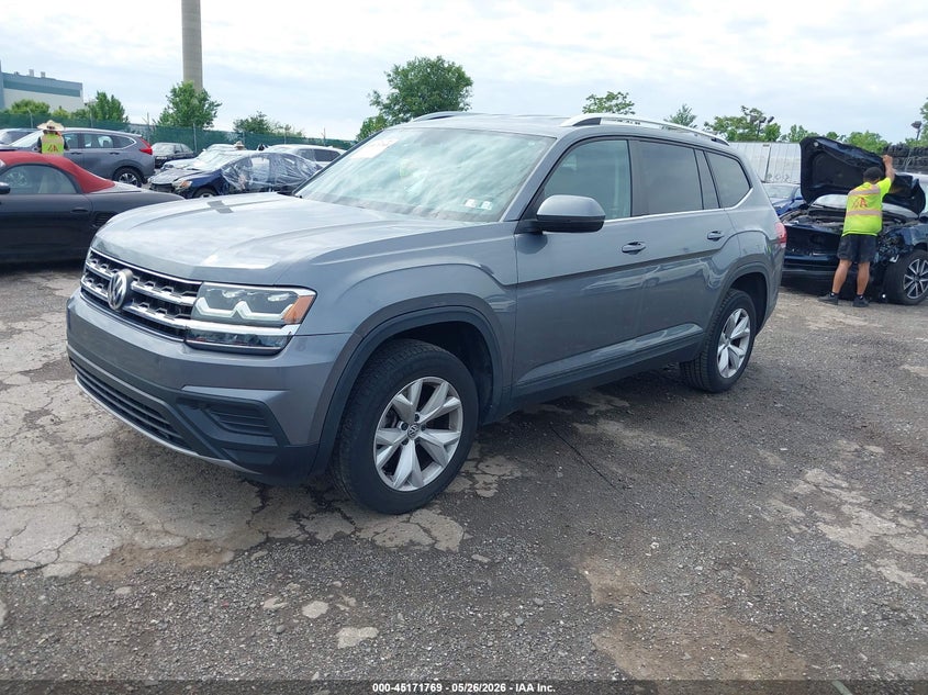 2019 Volkswagen Atlas 3.6l V6 S 1V2GR2CA9KC549054 photo 1
