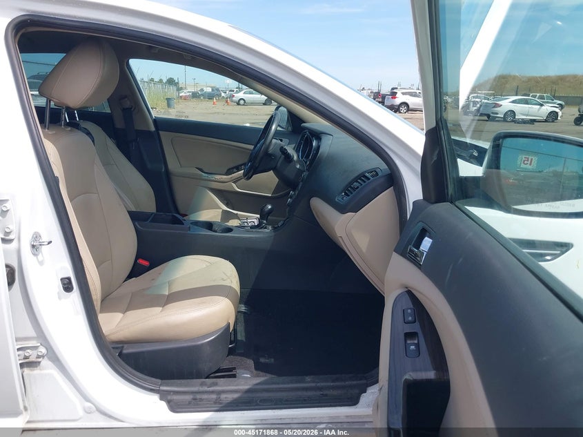 2012 Kia Optima 2.0 Ex Turbo white Lot 111045171868 Vin 5XXGN4A69CG015089