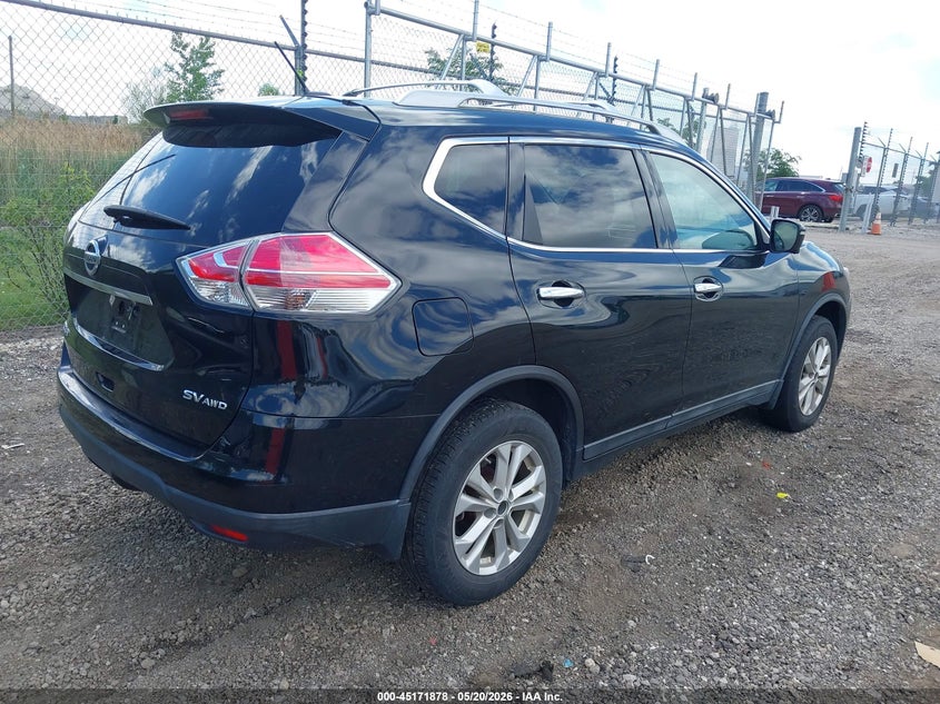 2015 NISSAN ROGUE auction photo 4