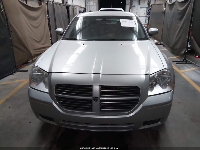 2005 Dodge Magnum Rt VIN: 2D8GV58225H654571 Lot: 45171943