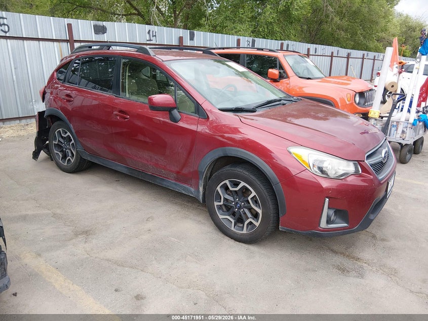 2016 SUBARU CROSSTREK auction photo 1