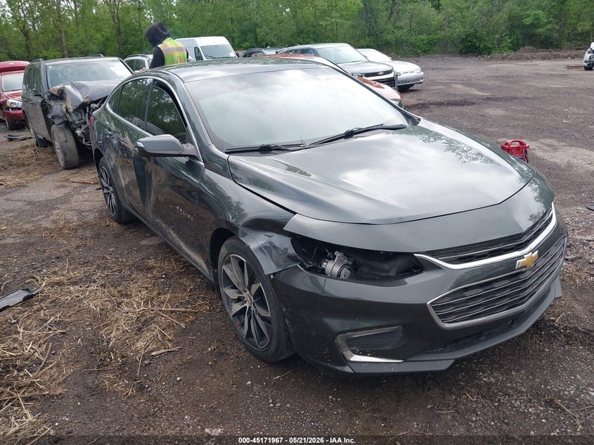 2017 CHEVROLET MALIBU auction photo 1